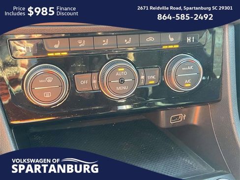 Used 2019 Volkswagen Jetta SEL image 24