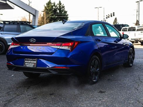 Used 2021 Hyundai Elantra SEL image 9