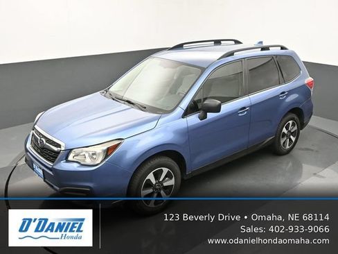 Used 2017 Subaru Forester 2.5i w/ Alloy Wheel Package AWD/4WD image 16
