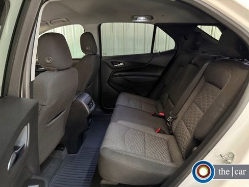 Used 2018 Chevrolet Equinox LT image 21