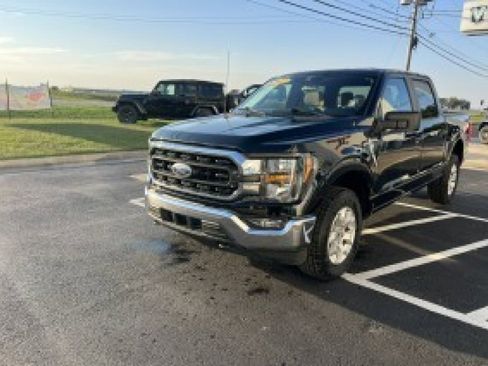 Used 2023 Ford F150 XLT AWD/4WD image 5