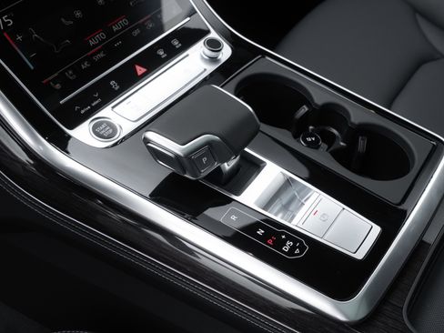 New 2026 Audi Q7 Premium Plus image 18