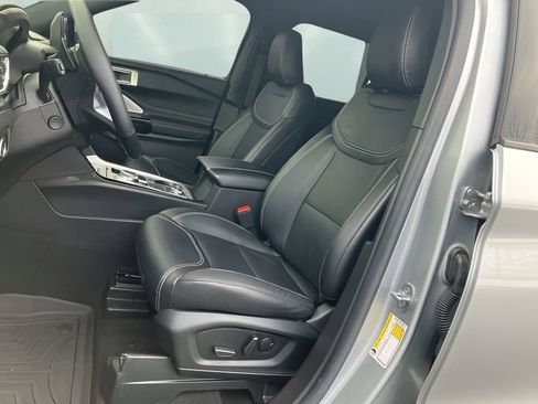 Used 2023 Ford Explorer ST w/ Equipment Group 401A image 11