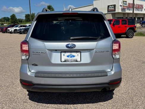 Used 2018 Subaru Forester 2.5i Premium w/ All-Weather Package AWD/4WD image 3