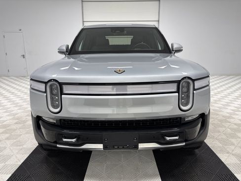 Used 2023 Rivian R1T Adventure image 8