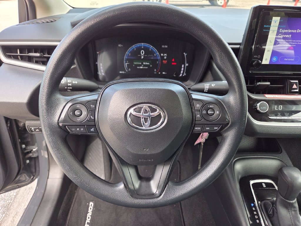 Certified 2026 Toyota Corolla LE FWD image 28