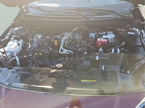 Used 2025 Nissan Altima 2.5 SV FWD image 8