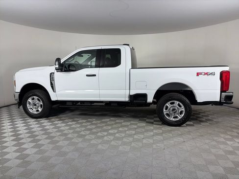Certified 2026 Ford F250 XLT w/ FX4 Off-Road Package AWD/4WD image 4