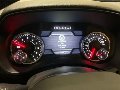 Used 2025 RAM 3500 Big Horn AWD/4WD image 20