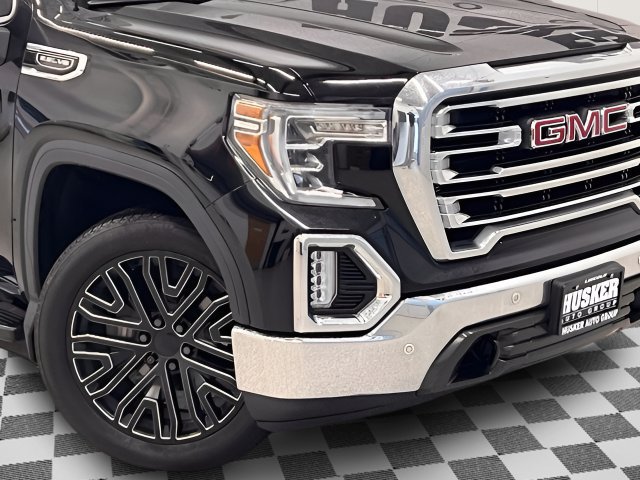 Used 2020 GMC Sierra 1500 SLT w/ SLT Premium Plus Package AWD/4WD image 19