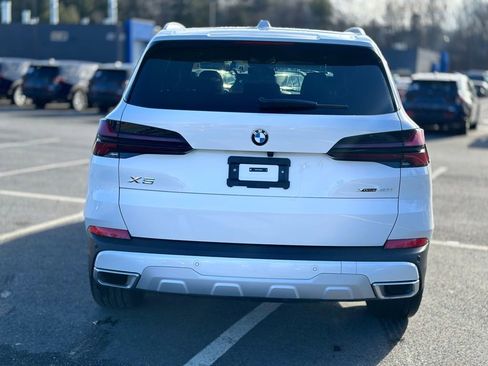 Certified 2026 BMW X5 xDrive40i w/ Parking Assistance Package image 5