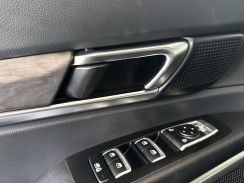 Used 2024 Kia Telluride EX X-Line AWD/4WD image 10