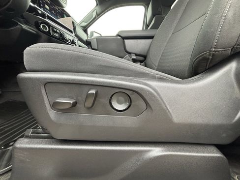 Used 2025 Chevrolet Silverado 2500 LT image 16