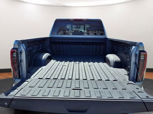 New 2026 GMC Sierra 2500 AT4 AWD/4WD image 23