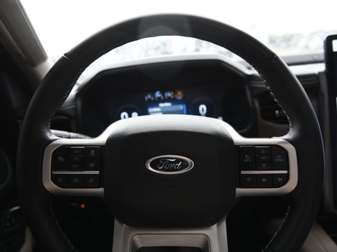 Used 2024 Ford Expedition Max Limited image 27