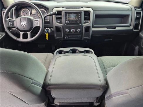 Used 2018 RAM 2500 Tradesman w/ Chrome Appearance Group AWD/4WD image 15