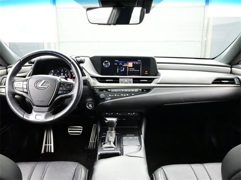 Used 2019 Lexus ES 350 F Sport image 18