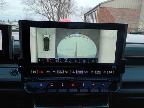 Used 2024 GMC Hummer EV 3X w/ Omega Edition AWD/4WD image 41