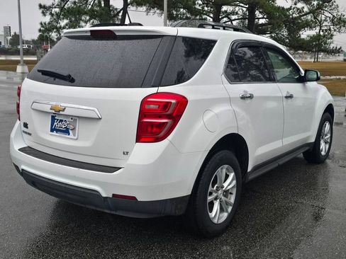 Used 2017 Chevrolet Equinox LT w/ Convenience Package image 10