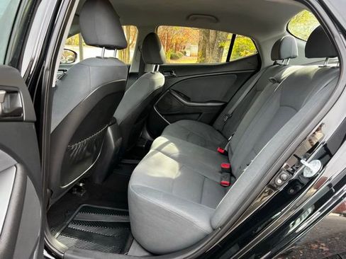 Used 2015 Kia Optima LX image 13