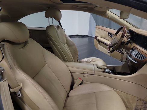 Used 2013 Mercedes-Benz CL 550 4MATIC image 32