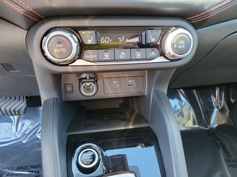 New 2025 Nissan Versa SR image 26