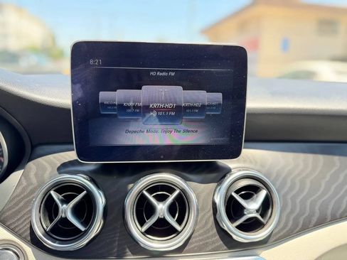 Used 2020 Mercedes-Benz GLA 250 image 46
