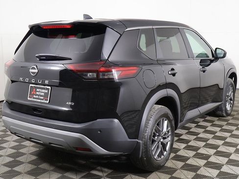 Used 2023 Nissan Rogue S AWD/4WD image 7