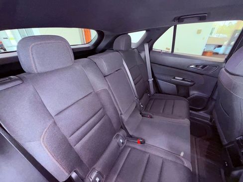 Used 2025 Honda Prologue EX image 12