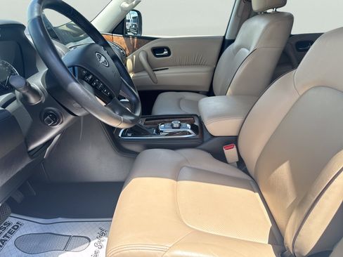 Used 2022 Nissan Armada SL w/ Captain's Chairs Package AWD/4WD image 14