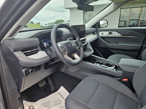 New 2026 Ford Explorer Active AWD/4WD image 11
