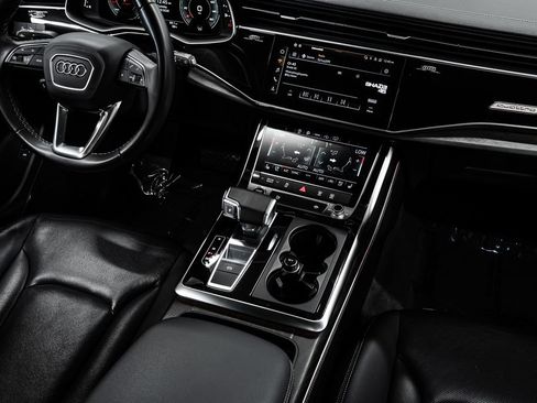 Used 2023 Audi Q8 Premium Plus w/ Premium Plus Package AWD/4WD image 28