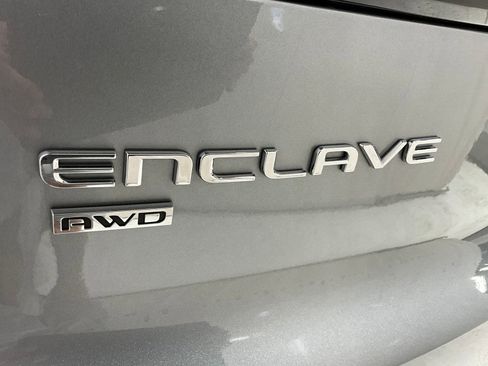 Used 2025 Buick Enclave Preferred AWD/4WD image 30