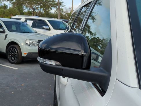 New 2025 Ford Expedition Max Platinum w/ Stealth Appearance Package image 12