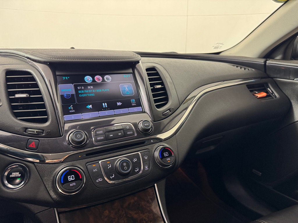 Used 2015 Chevrolet Impala LTZ FWD image 14