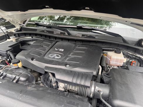 Used 2017 INFINITI QX80 2WD w/ Driver Assistance Package image 11