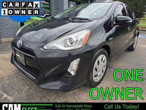 Used 2016 Toyota Prius C Two image 1