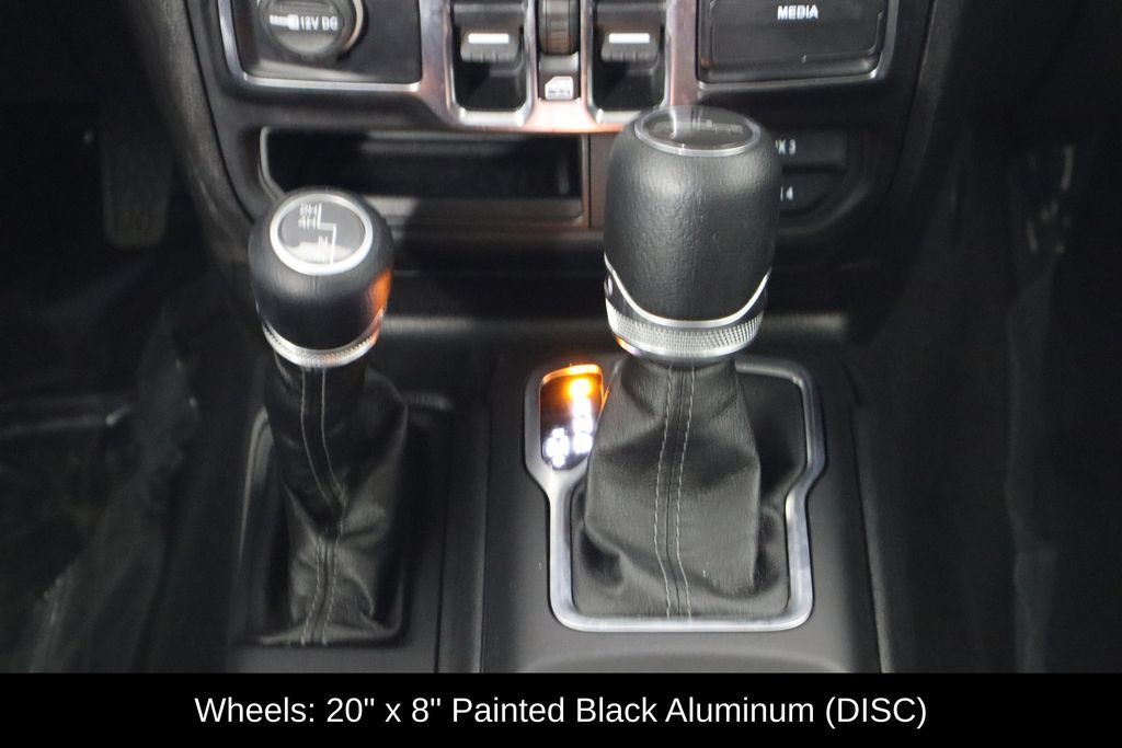 Used 2025 Jeep Gladiator Sport AWD/4WD image 27