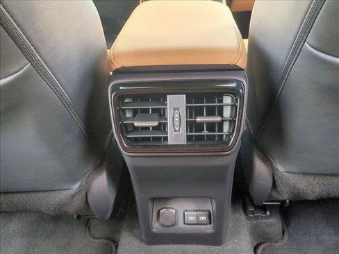 Used 2025 Lexus NX 250 FWD w/ Accessory Package (Z1) image 18