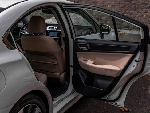 Used 2015 Subaru Legacy 2.5i Limited image 17