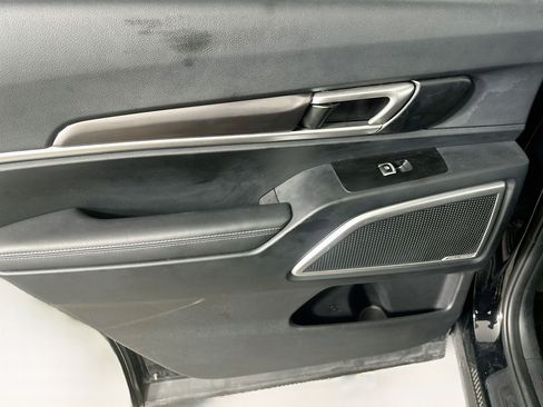 Used 2025 Kia Telluride S FWD image 26