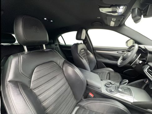 Used 2018 Alfa Romeo Stelvio Ti Sport AWD/4WD image 28