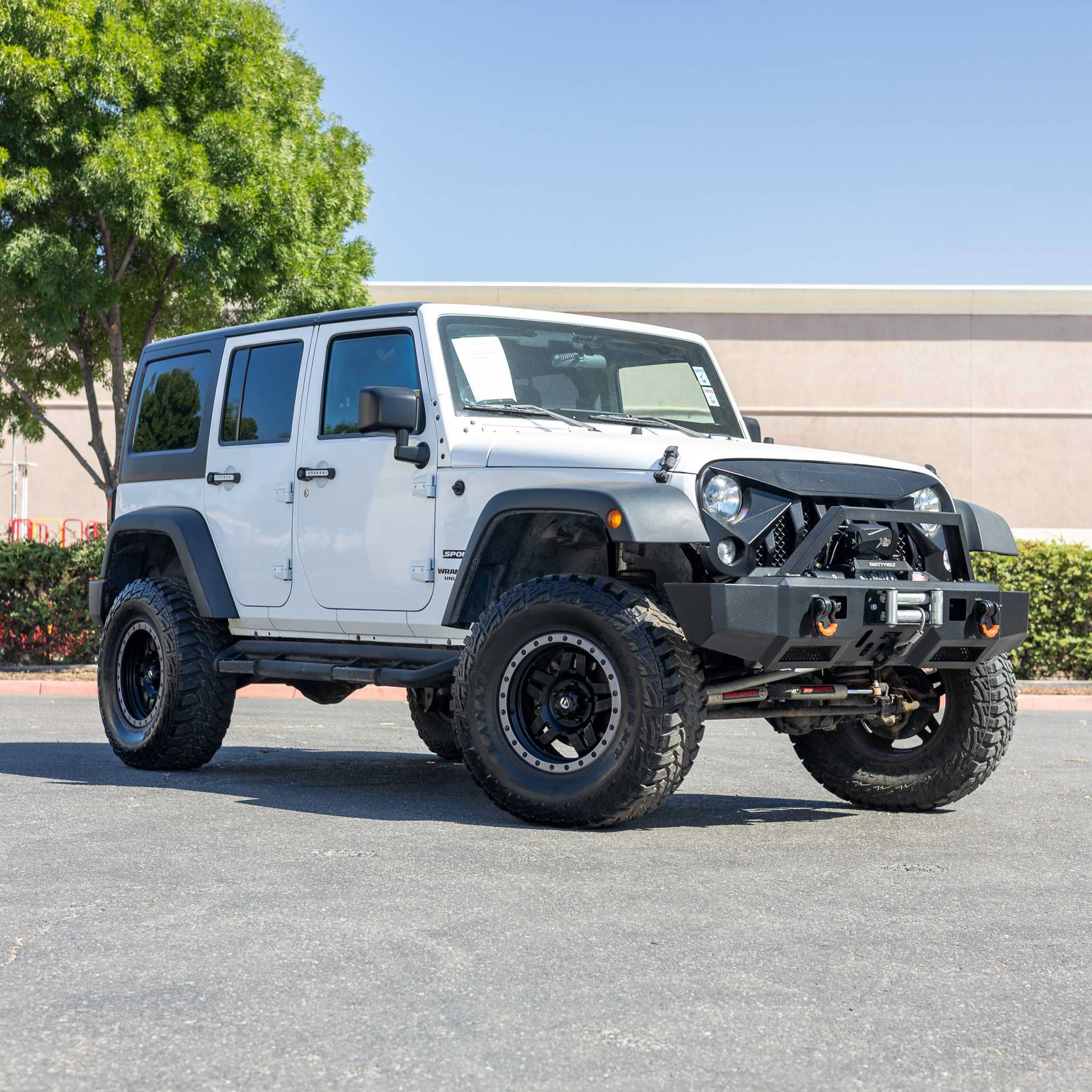 Used 2015 Jeep Wrangler Unlimited Sport w/ Connectivity Group AWD/4WD image 1