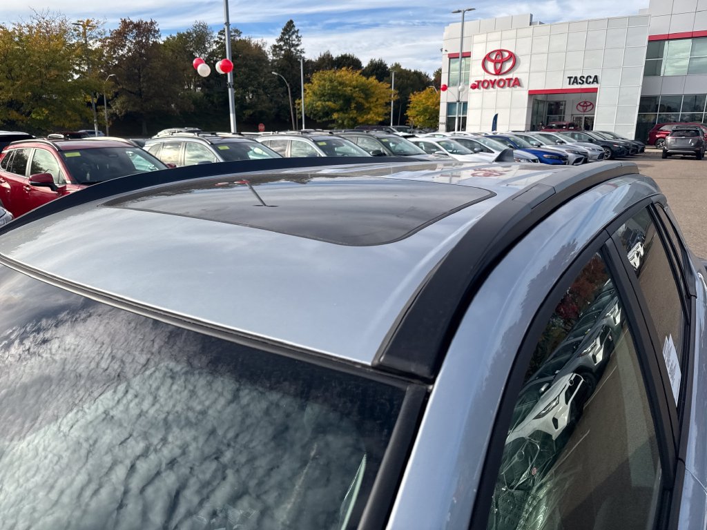 New 2026 Toyota Corolla Cross LE AWD/4WD image 39