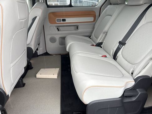 New 2025 Volkswagen ID. Buzz 1st Edition RWD image 26