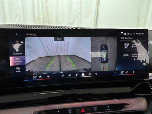 Used 2026 BMW 550e xDrive image 18