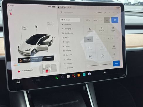 Used 2018 Tesla Model 3 Mid Range RWD image 19