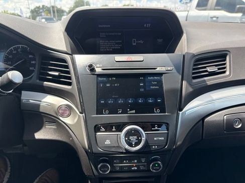 Used 2021 Acura ILX w/ Premium Package FWD image 11