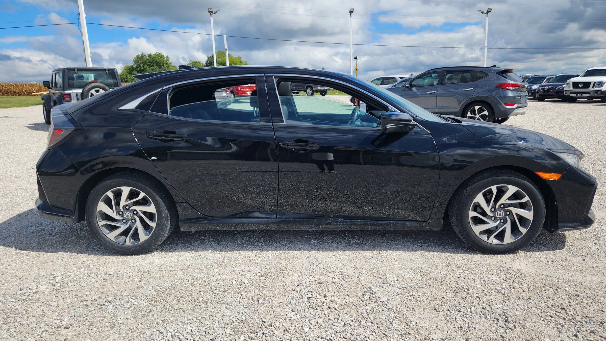 Used 2019 Honda Civic EX image 2