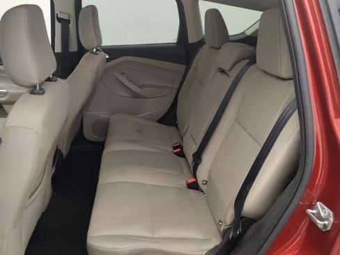 Used 2019 Ford Escape SE FWD image 18